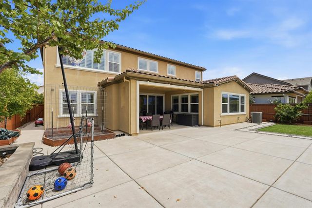 4340 Hummingbird Cir, Folsom, CA 95630