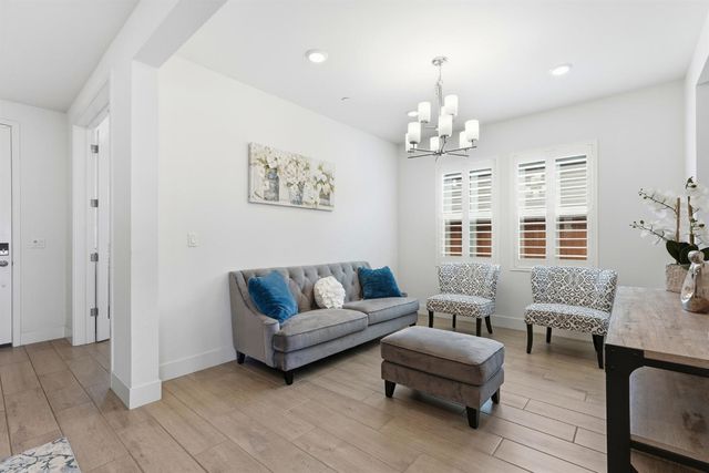 4340 Hummingbird Cir, Folsom, CA 95630