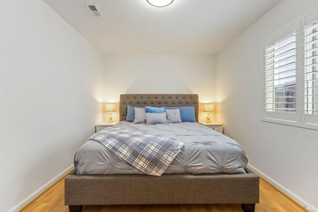 562 Citadel Ct, Fairfield, CA 94534