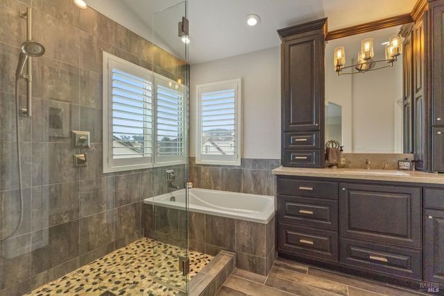 562 Citadel Ct, Fairfield, CA 94534