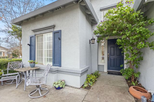 562 Citadel Ct, Fairfield, CA 94534