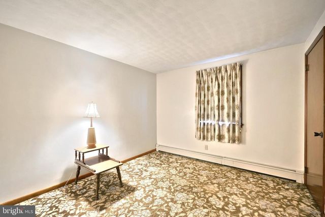 1365 BURKHOLDER RD, Red Lion, PA 17356