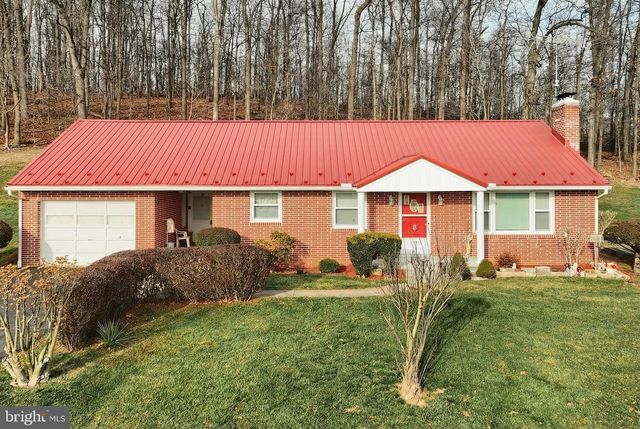 1365 BURKHOLDER RD, Red Lion, PA 17356