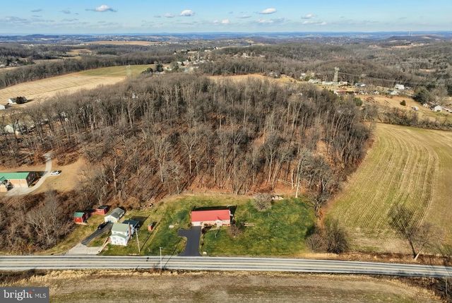 1365 BURKHOLDER RD, Red Lion, PA 17356