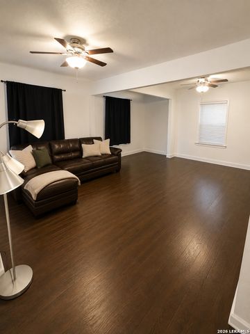 315 W SOUTHCROSS BLVD, San Antonio, TX 78221