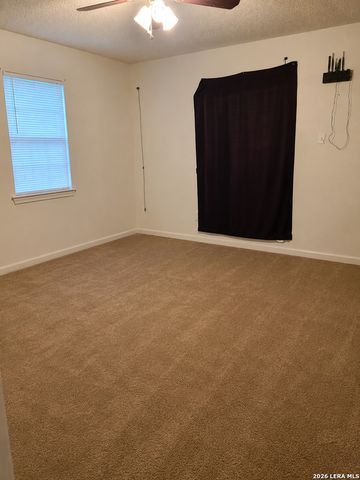 315 W SOUTHCROSS BLVD, San Antonio, TX 78221