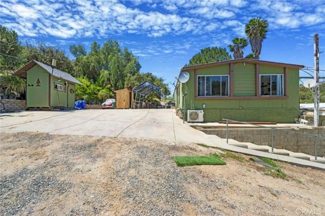 12385 Beardsley, Corona, CA 92883