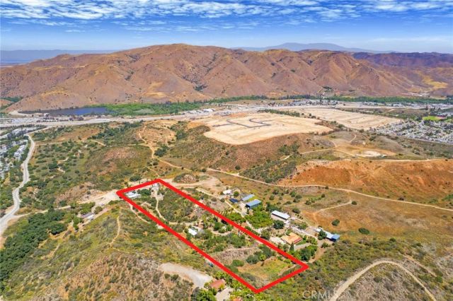 12385 Beardsley, Corona, CA 92883