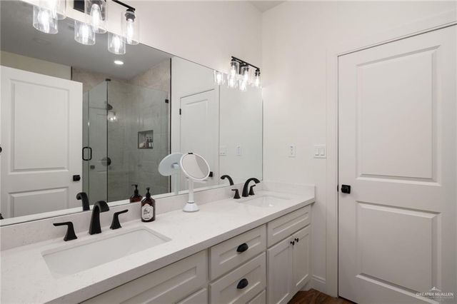 3101 E Iverson Avenue, Edinburg, TX 78542