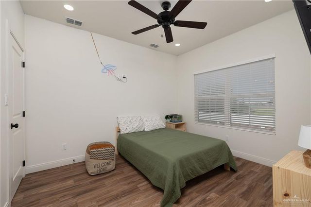 3101 E Iverson Avenue, Edinburg, TX 78542