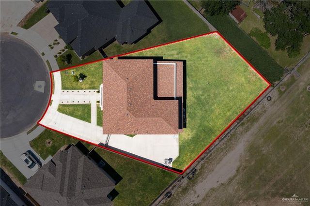 3101 E Iverson Avenue, Edinburg, TX 78542