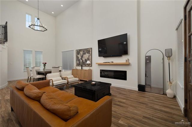 3101 E Iverson Avenue, Edinburg, TX 78542