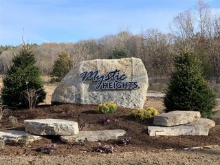 10599 Mystic Hts Trail, Mattawan, MI 49071