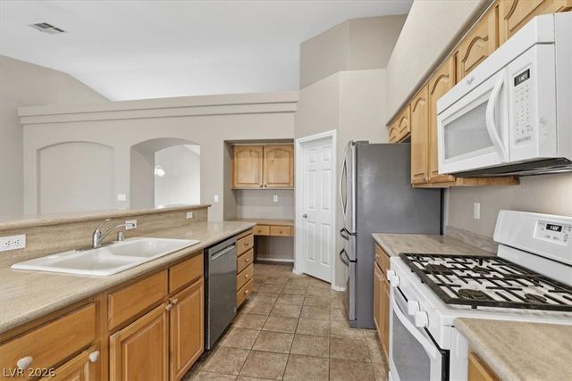 1125 Heaton Avenue, Henderson, NV 89052