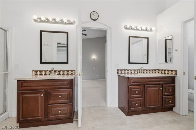 1125 Heaton Avenue, Henderson, NV 89052