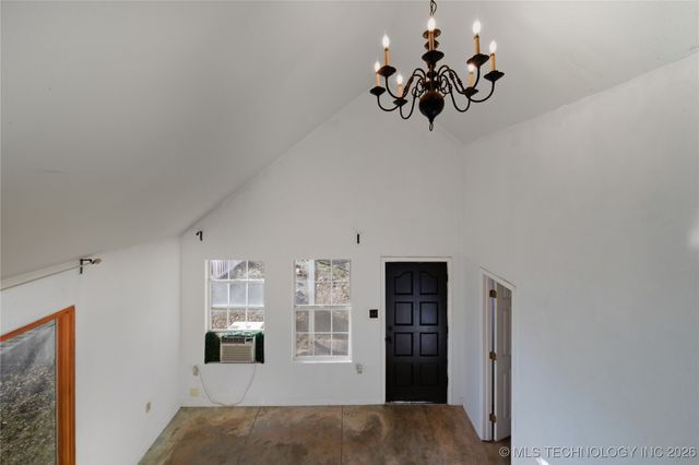 405 N Industrial Avenue, Sand Springs, OK 74063