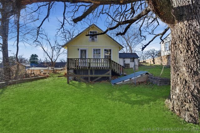 405 N Industrial Avenue, Sand Springs, OK 74063