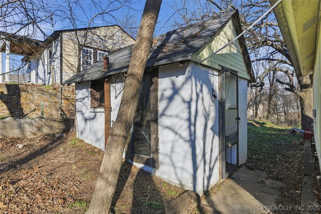 405 N Industrial Avenue, Sand Springs, OK 74063