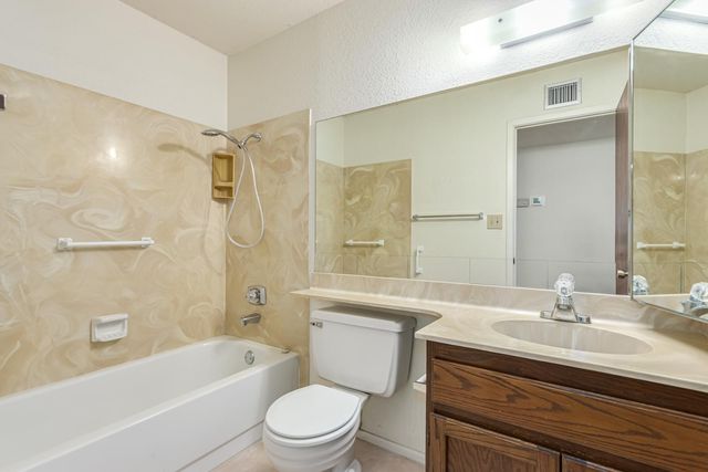 1432 S Oracle, Mesa, AZ 85204