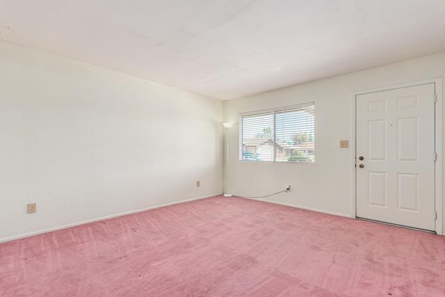1432 S Oracle, Mesa, AZ 85204