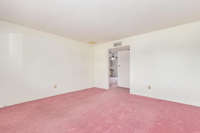 1432 S Oracle, Mesa, AZ 85204