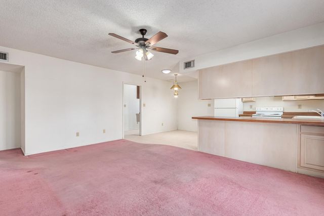 1432 S Oracle, Mesa, AZ 85204
