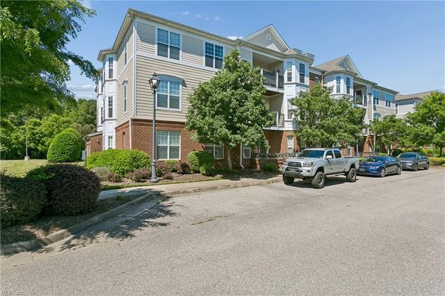 637 Claire LN, Newport News, VA 23602