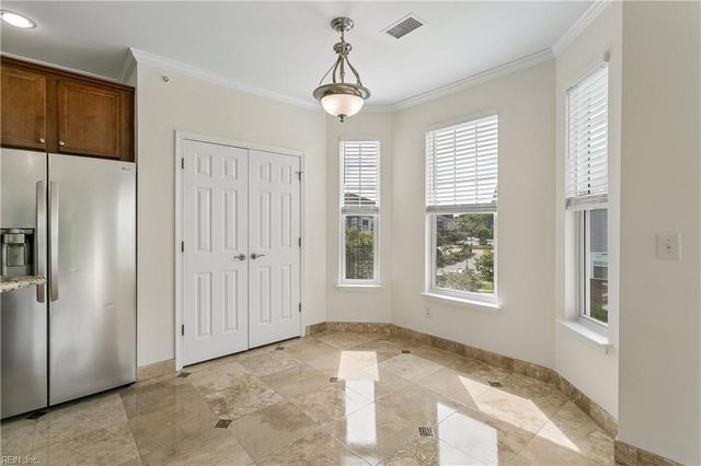 637 Claire LN, Newport News, VA 23602