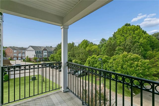 637 Claire LN, Newport News, VA 23602