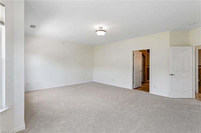 637 Claire LN, Newport News, VA 23602
