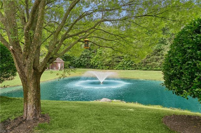 637 Claire LN, Newport News, VA 23602