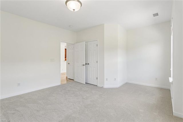 637 Claire LN, Newport News, VA 23602