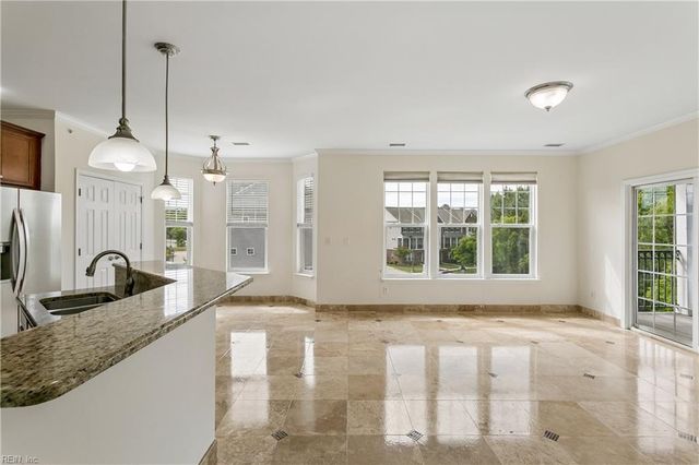 637 Claire LN, Newport News, VA 23602
