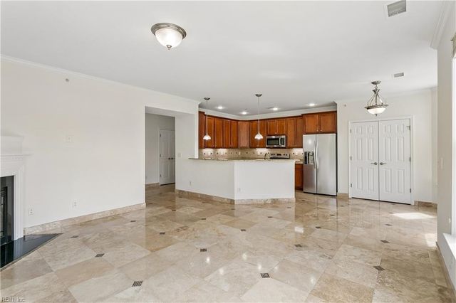 637 Claire LN, Newport News, VA 23602
