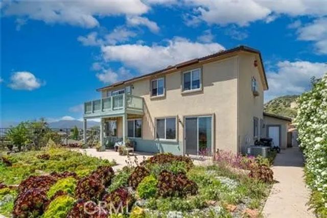 29240 Willow Ridge Court, Lake Elsinore, CA 92530