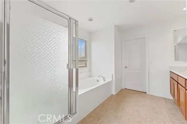 29240 Willow Ridge Court, Lake Elsinore, CA 92530