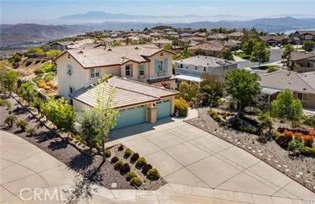 29240 Willow Ridge Court, Lake Elsinore, CA 92530
