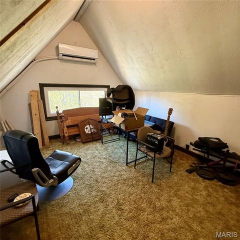 6626 Alabama Avenue, St Louis, MO 63111