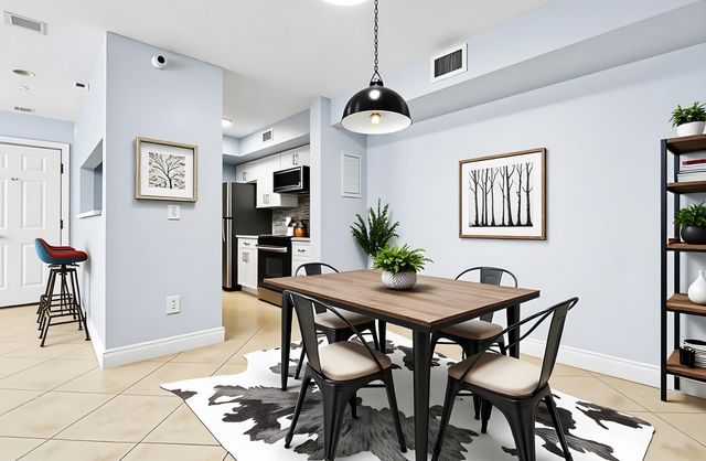 123 Yacht Club Way 207, Hypoluxo, FL 33462