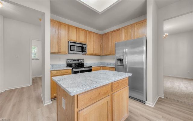 310 Canaan CIR, Suffolk, VA 23435