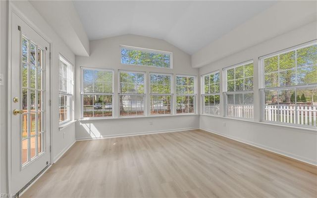 310 Canaan CIR, Suffolk, VA 23435