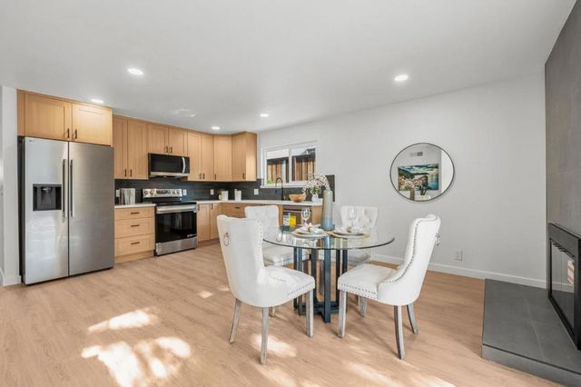 1986 Camperdown Way, San Jose, CA 95121