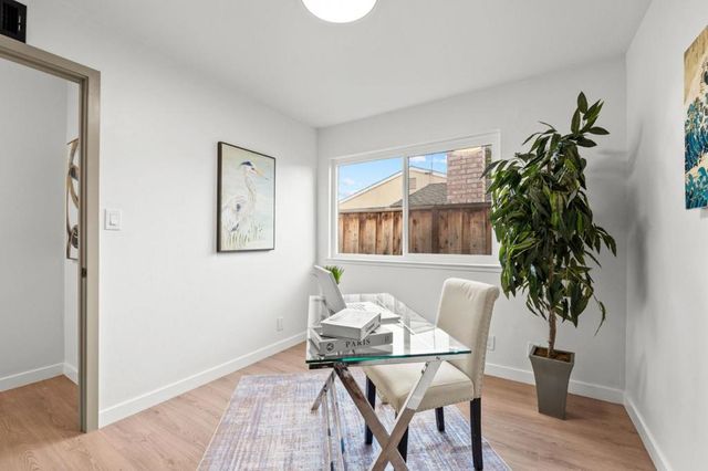 1986 Camperdown Way, San Jose, CA 95121