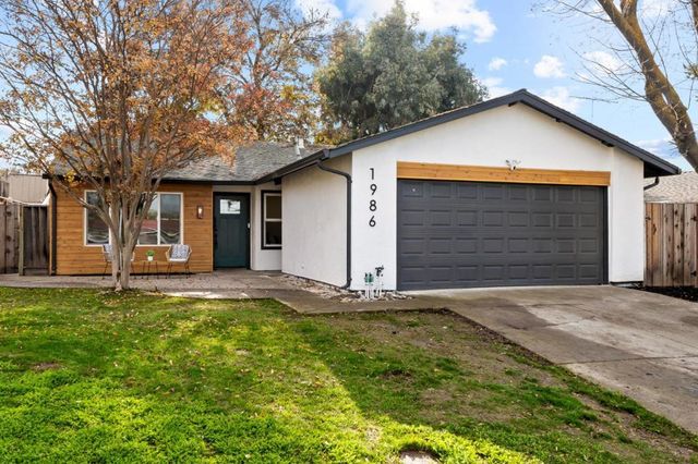1986 Camperdown Way, San Jose, CA 95121