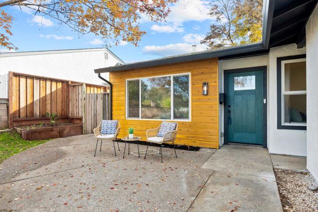 1986 Camperdown Way, San Jose, CA 95121