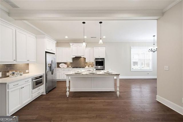 6045 Overlook Club Circle, Suwanee, GA 30024