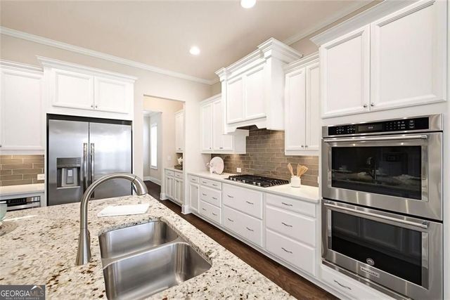 6045 Overlook Club Circle, Suwanee, GA 30024