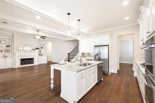 6045 Overlook Club Circle, Suwanee, GA 30024