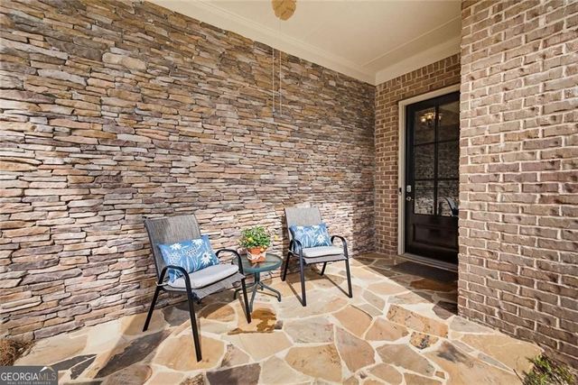 6045 Overlook Club Circle, Suwanee, GA 30024