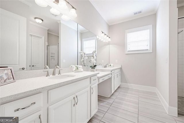 6045 Overlook Club Circle, Suwanee, GA 30024